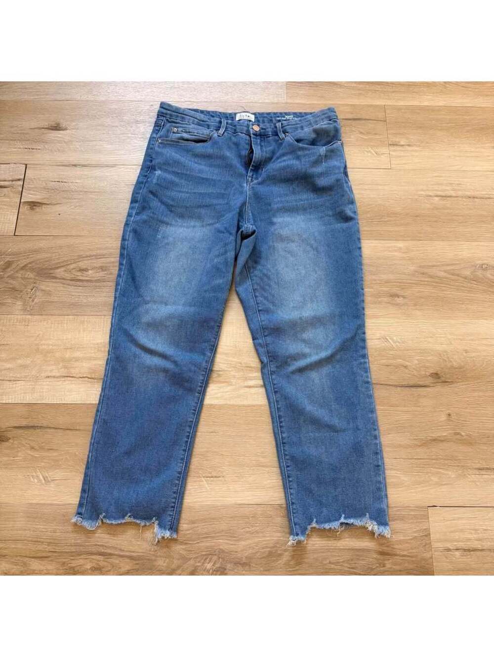 Nicole Miller Soho High Rise Slim Straight Jeans Women's 12